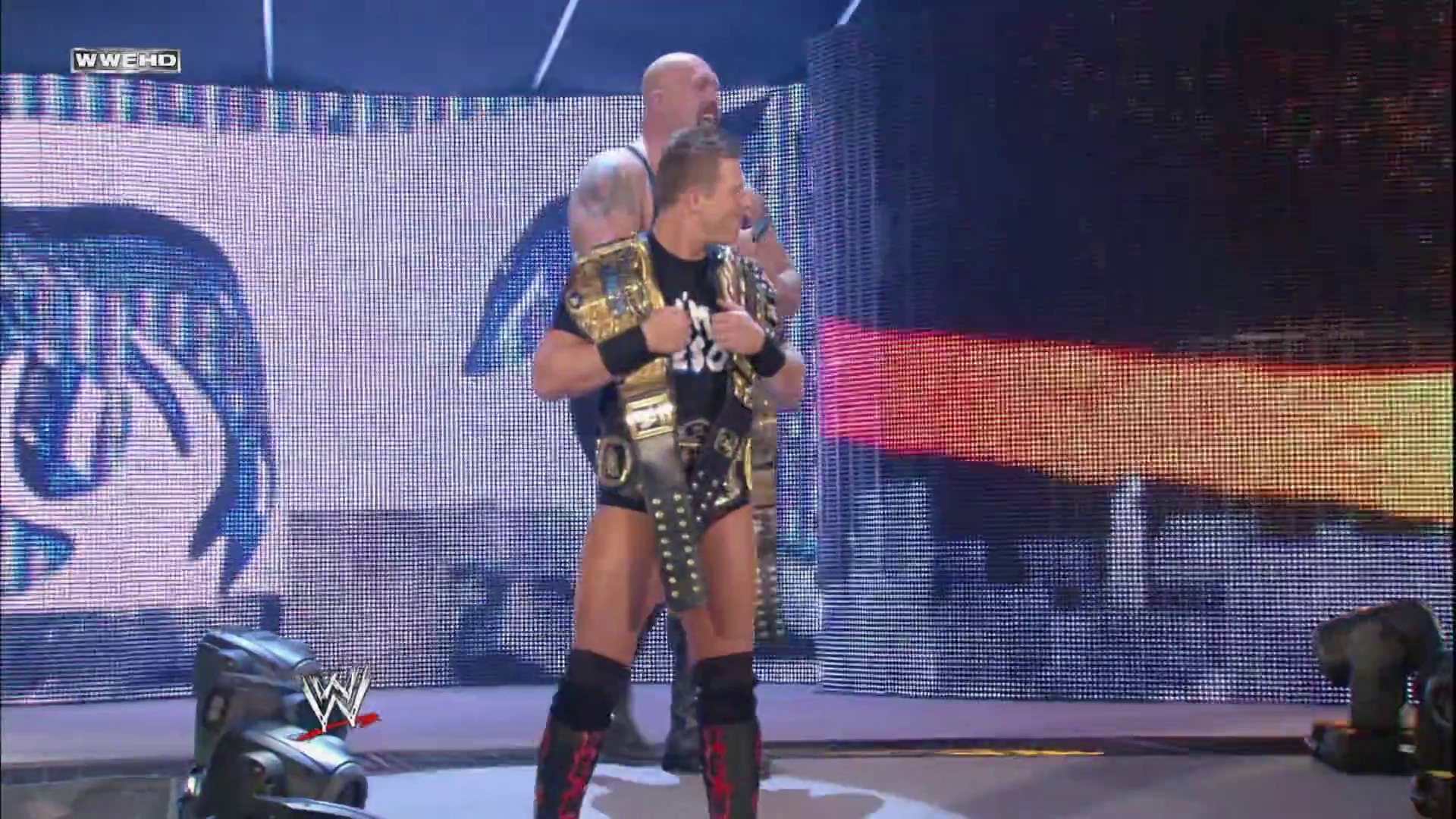A frame from WWE Raw (April 12, 2010) at 12:54.