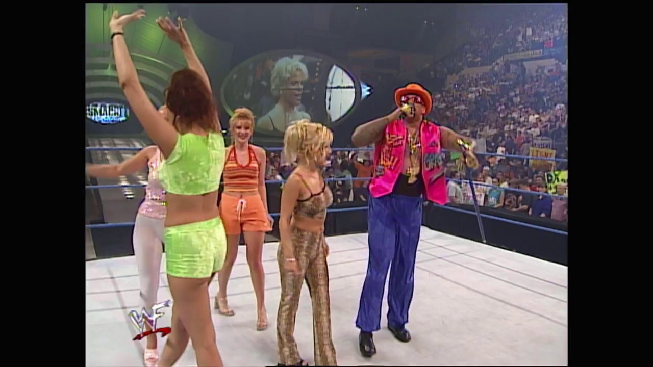A frame from WWE SmackDown (May 11, 2000) at 13:20.